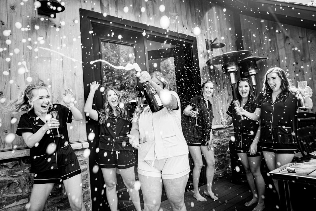 Blackstone-Rivers-Ranch-Summer-Wedding-Idaho-Springs-Bride-Bridesmaids-Champagne