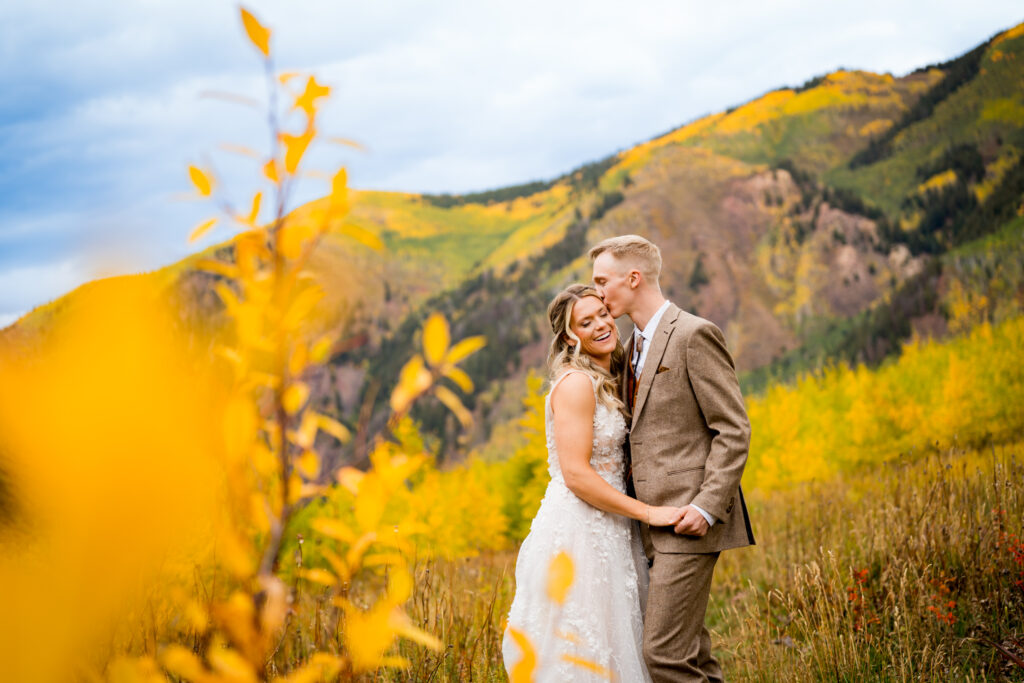 T Lazy 7 Wedding in Aspen Colorado during the fall